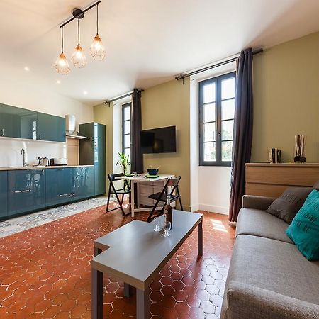 Chez Nous - 7 Appartements Sur Le Vieux Port Marseille Luaran gambar