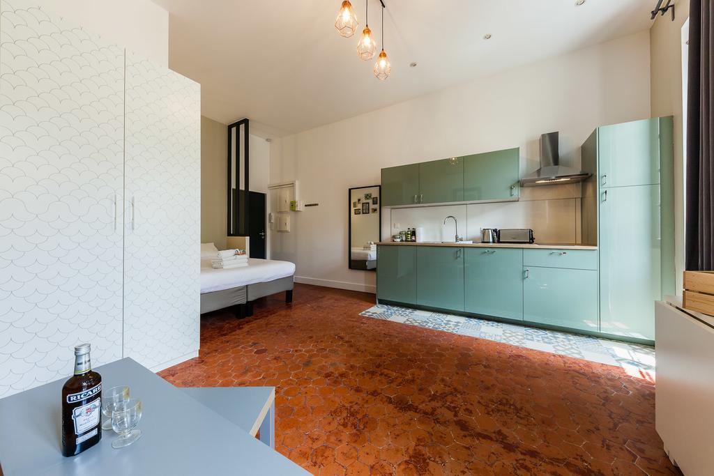 Chez Nous - 7 Appartements Sur Le Vieux Port Marseille Luaran gambar