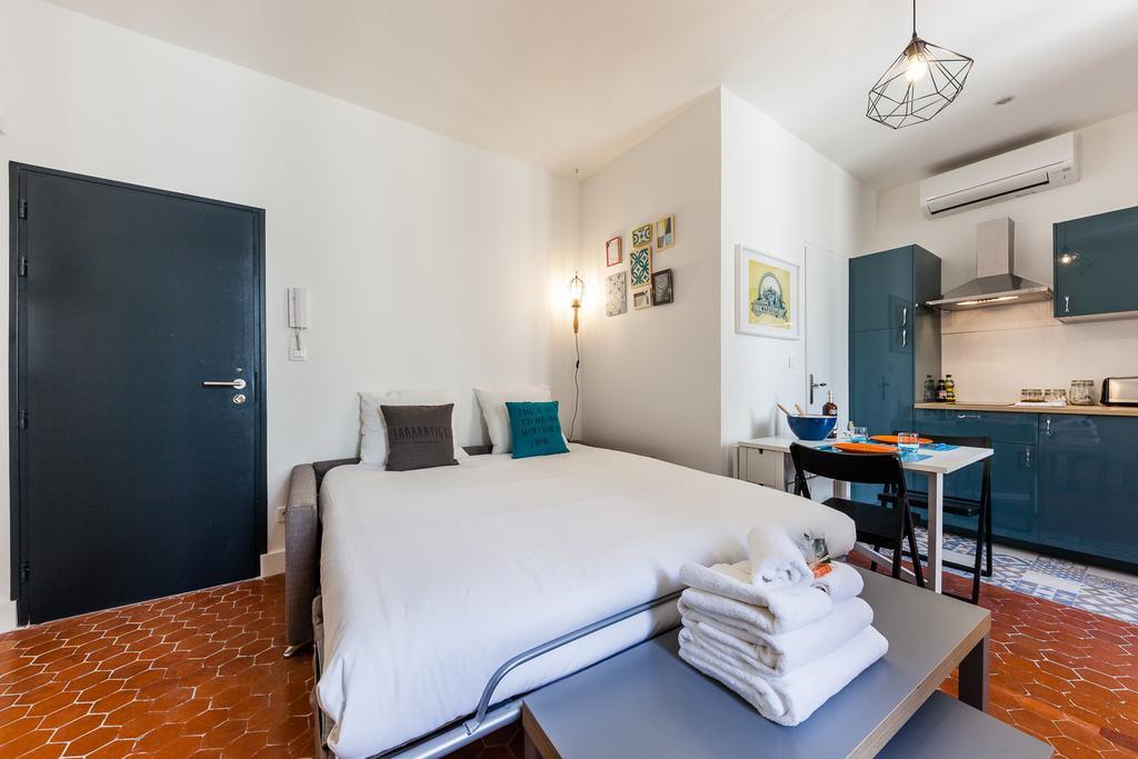 Chez Nous - 7 Appartements Sur Le Vieux Port Marseille Luaran gambar