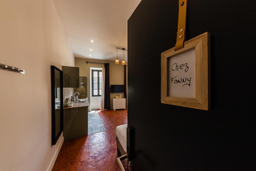 Chez Nous - 7 Appartements Sur Le Vieux Port Marseille Luaran gambar